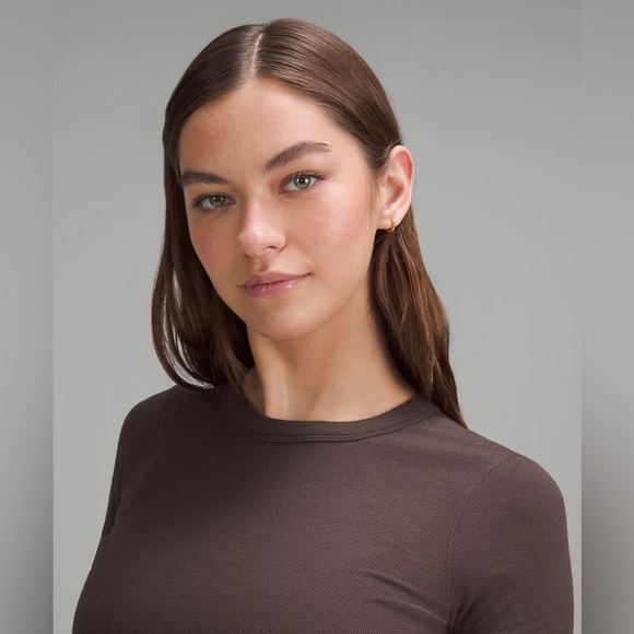 Lululemon Hold Tight Straight-Hem Cropped T-Shirt - Picture 5 of 7